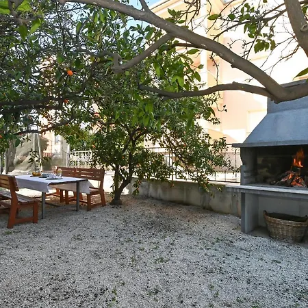 Holiday House Vukman Trogir Exterior photo