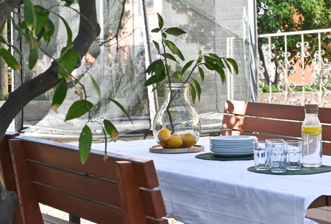 House Vukman Villa *